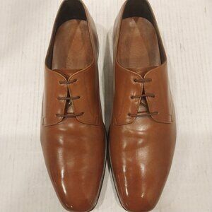 SALVATORE FERRAGAMO men's size 9 D tan Derby.